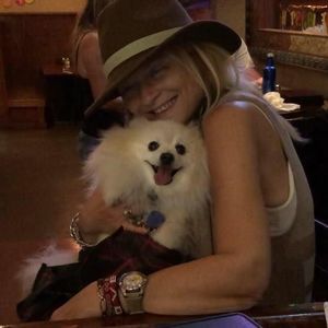 Meet your Posher, Sandy